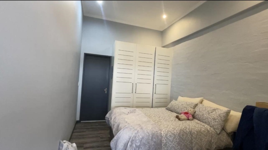 1 Bedroom Property for Sale in Braamfontein Gauteng