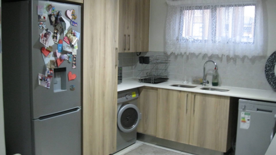 2 Bedroom Property for Sale in Irene Gauteng