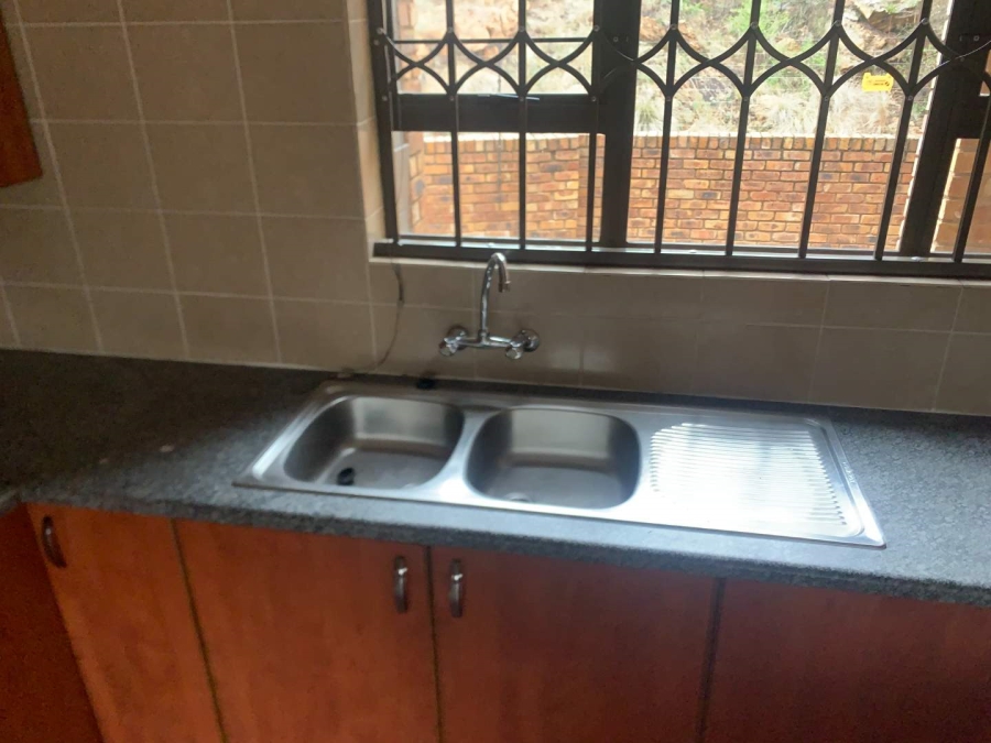 2 Bedroom Property for Sale in Winchester Hills Gauteng