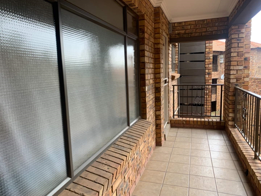 2 Bedroom Property for Sale in Winchester Hills Gauteng
