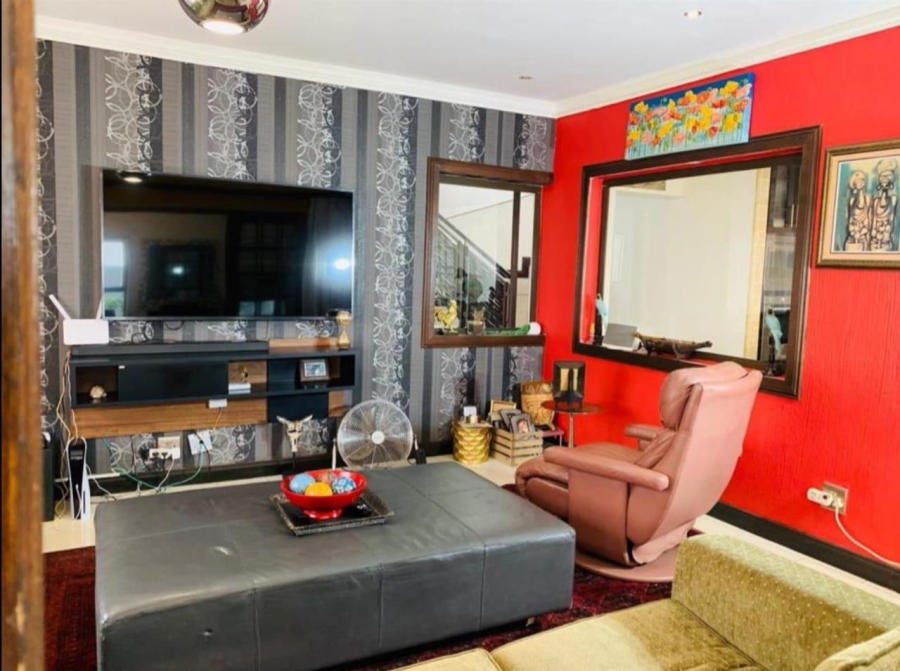 4 Bedroom Property for Sale in Theresa Park Gauteng