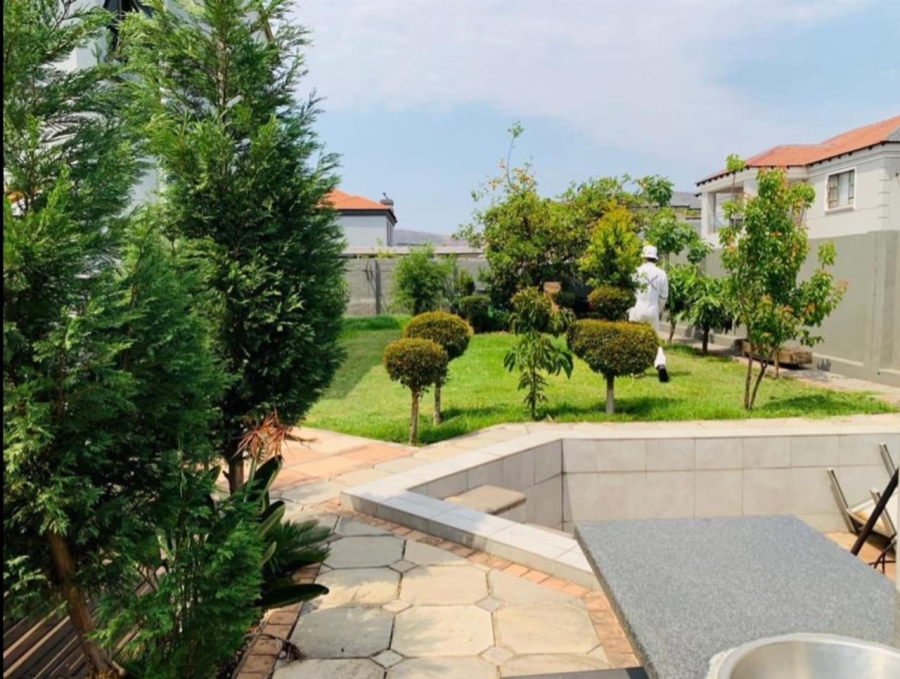 4 Bedroom Property for Sale in Theresa Park Gauteng
