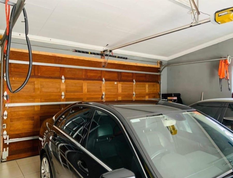 4 Bedroom Property for Sale in Theresa Park Gauteng