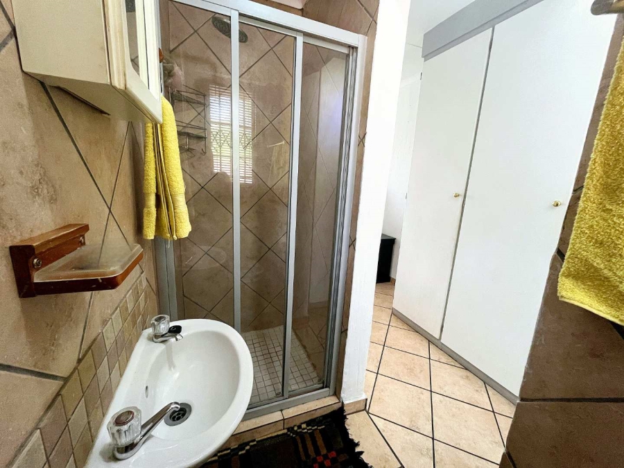 2 Bedroom Property for Sale in Willow Park Manor Gauteng