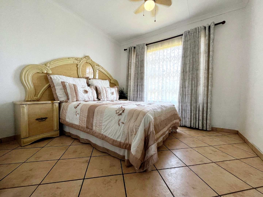 2 Bedroom Property for Sale in Willow Park Manor Gauteng