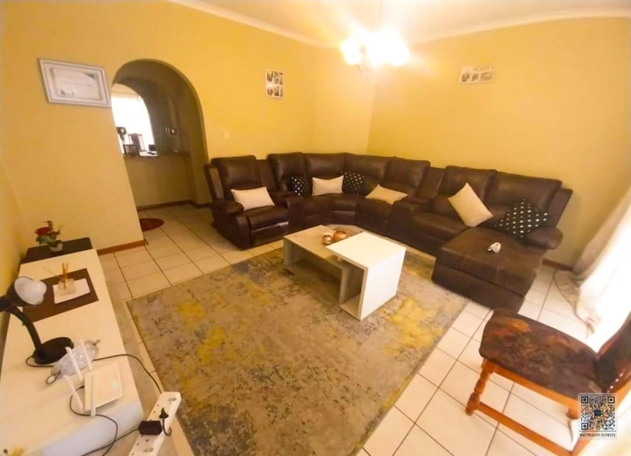 3 Bedroom Property for Sale in Birchleigh North Gauteng