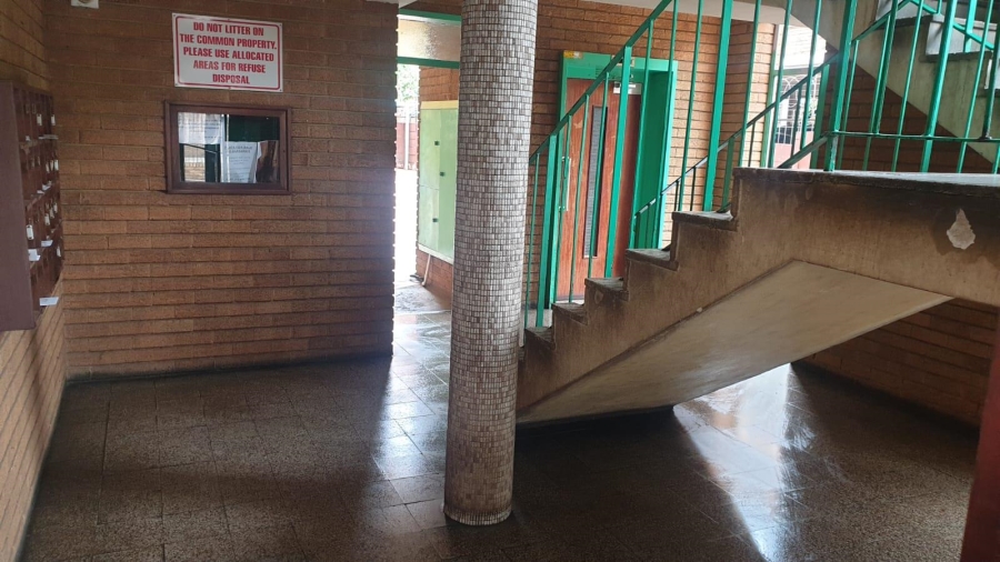 1 Bedroom Property for Sale in Sunnyside Gauteng