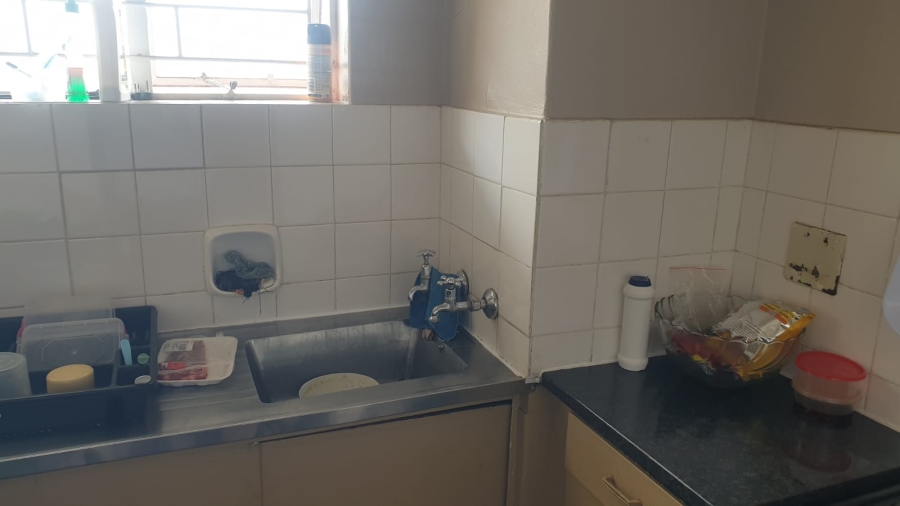 1 Bedroom Property for Sale in Sunnyside Gauteng