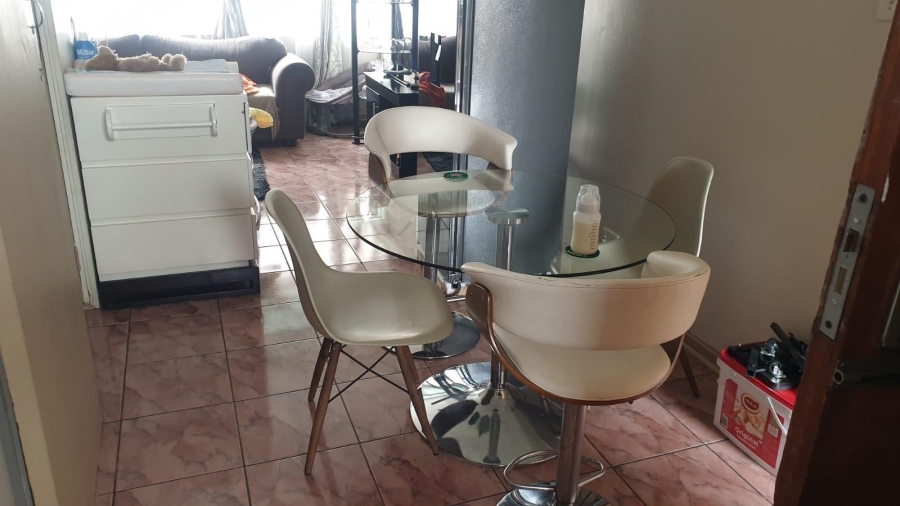 1 Bedroom Property for Sale in Sunnyside Gauteng