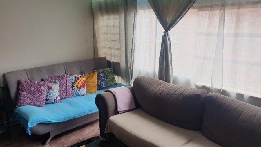 1 Bedroom Property for Sale in Sunnyside Gauteng