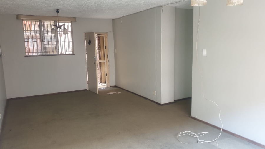 2 Bedroom Property for Sale in Pretoria Central Gauteng