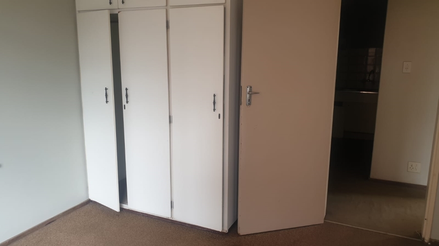 2 Bedroom Property for Sale in Pretoria Central Gauteng