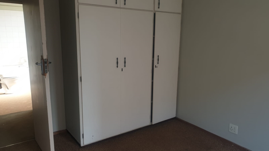 2 Bedroom Property for Sale in Pretoria Central Gauteng