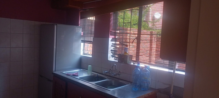 2 Bedroom Property for Sale in Silverton Gauteng
