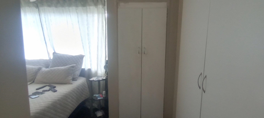 2 Bedroom Property for Sale in Silverton Gauteng