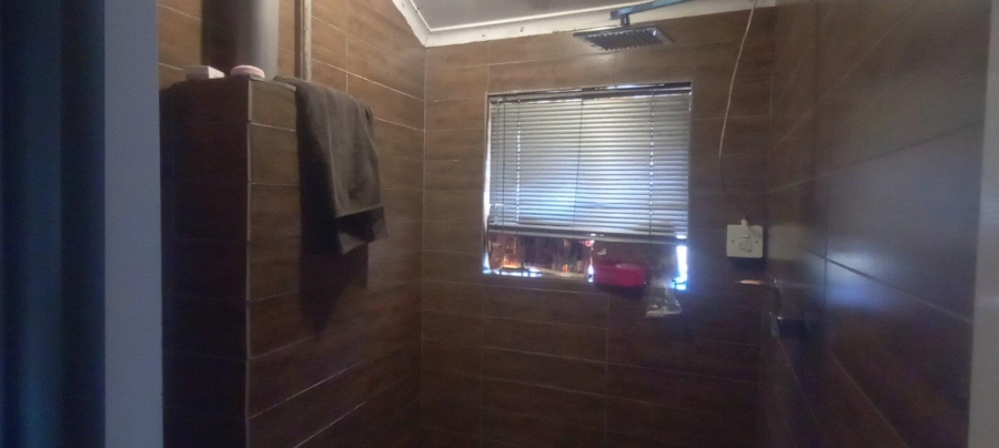 2 Bedroom Property for Sale in Silverton Gauteng