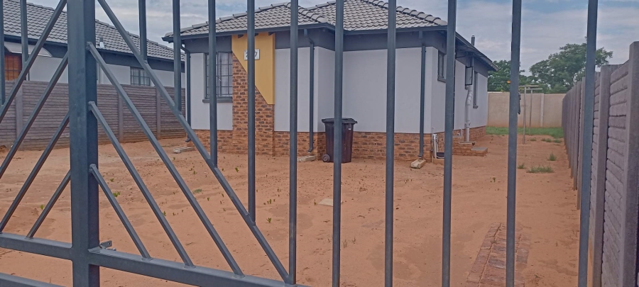 3 Bedroom Property for Sale in Mahube Valley Gauteng