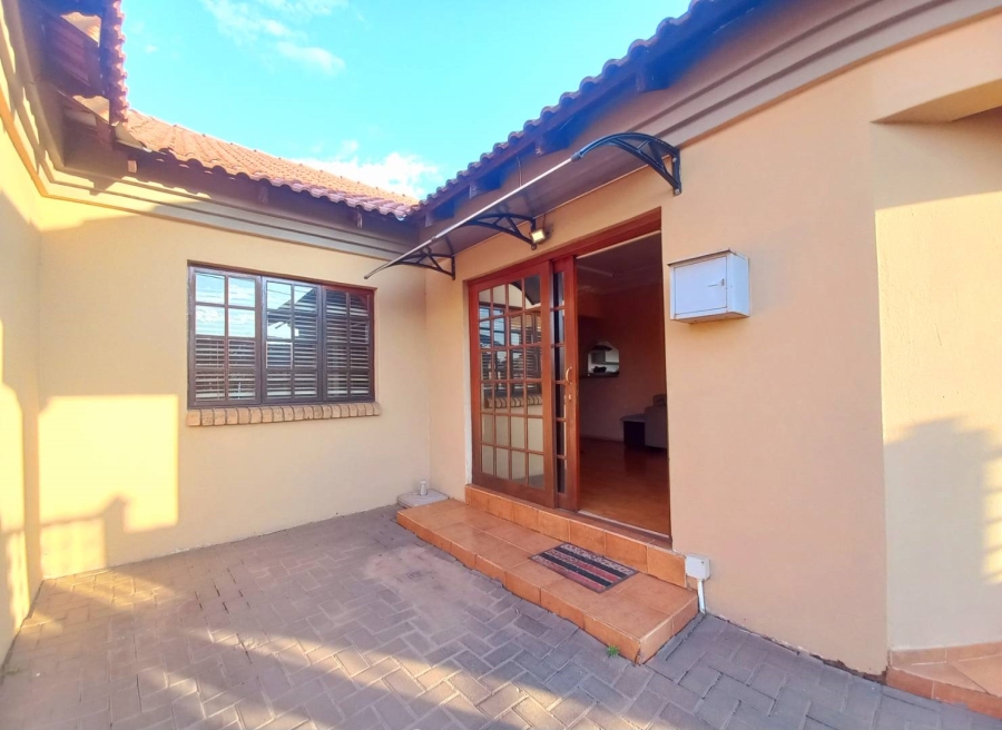 4 Bedroom Property for Sale in Atteridgeville Gauteng