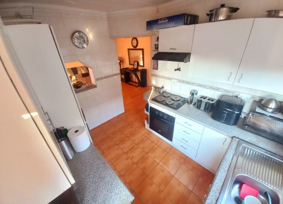 4 Bedroom Property for Sale in Atteridgeville Gauteng