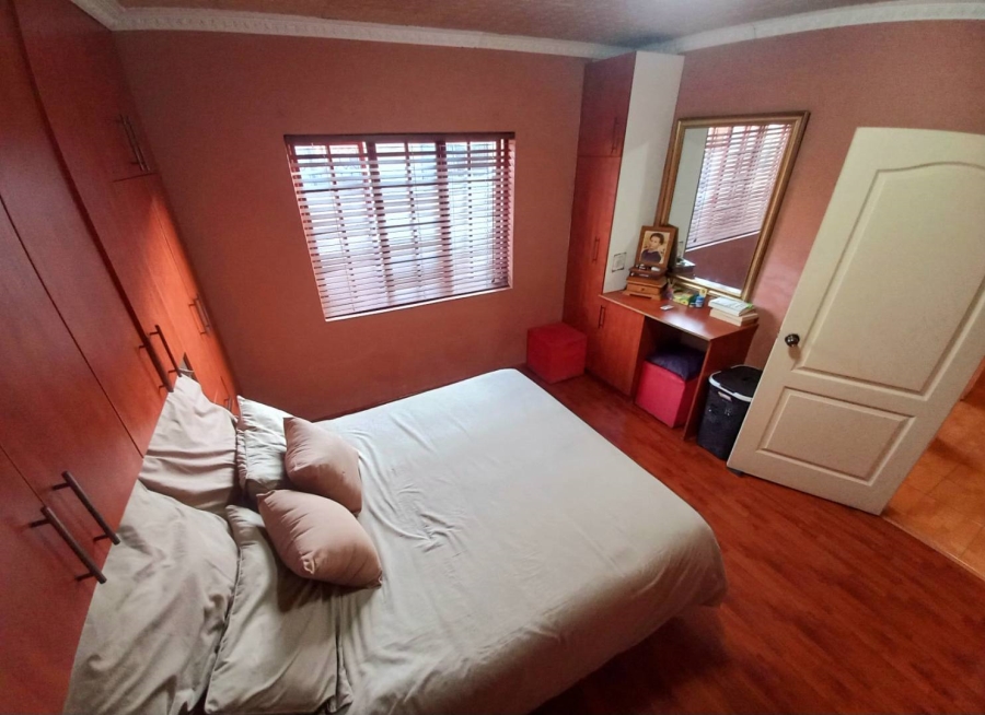 4 Bedroom Property for Sale in Atteridgeville Gauteng