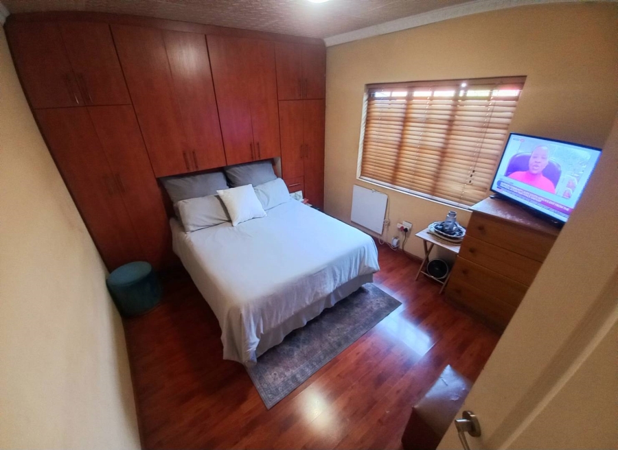 4 Bedroom Property for Sale in Atteridgeville Gauteng