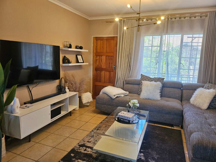 2 Bedroom Property for Sale in Roodepoort Gauteng