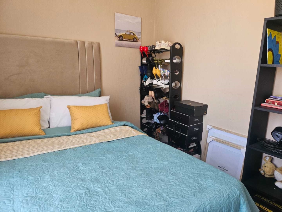 2 Bedroom Property for Sale in Roodepoort Gauteng