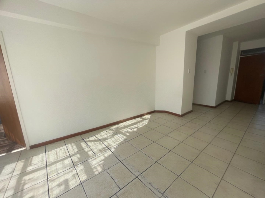 2 Bedroom Property for Sale in Rhodesfield Gauteng