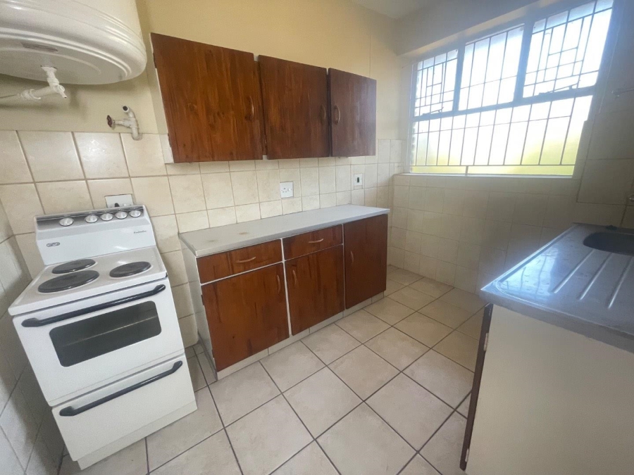 2 Bedroom Property for Sale in Rhodesfield Gauteng