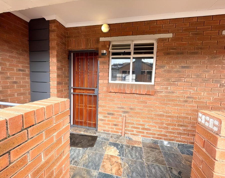3 Bedroom Property for Sale in Terenure Gauteng