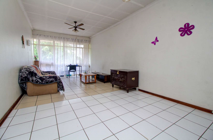 2 Bedroom Property for Sale in Florida Lake Gauteng