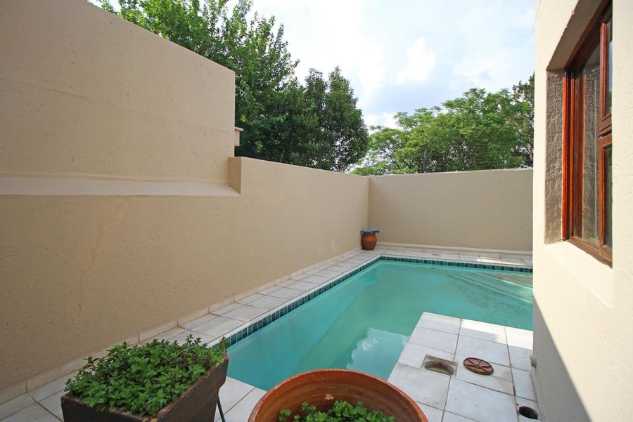 4 Bedroom Property for Sale in Orchards Gauteng