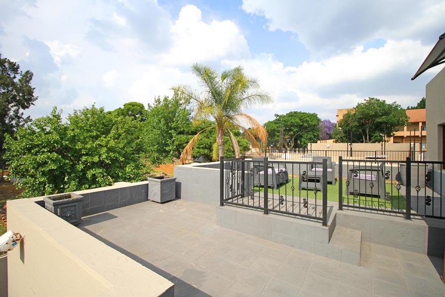 4 Bedroom Property for Sale in Orchards Gauteng