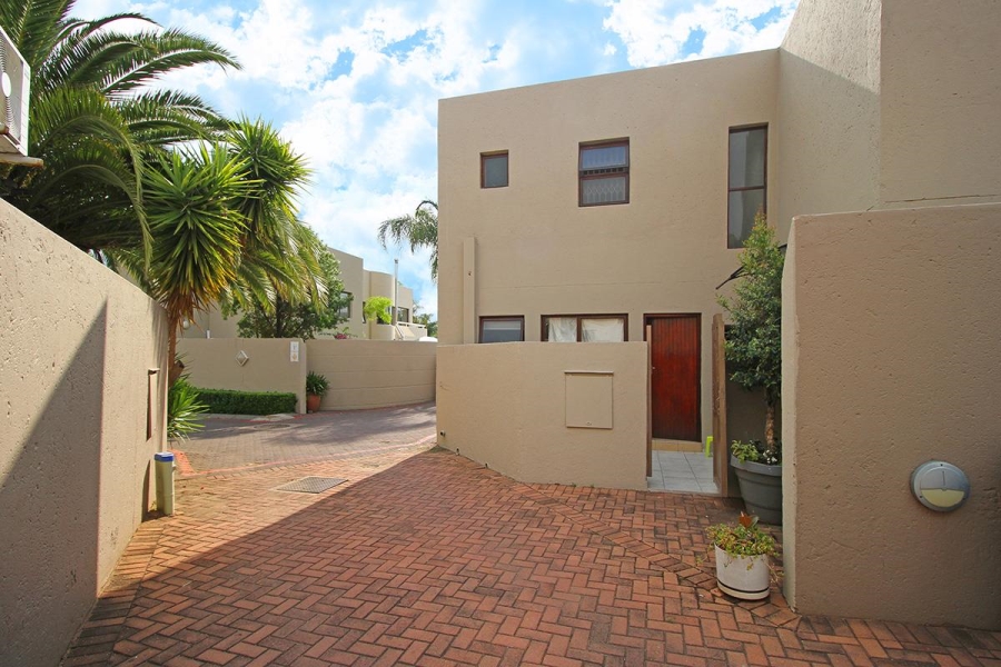4 Bedroom Property for Sale in Orchards Gauteng