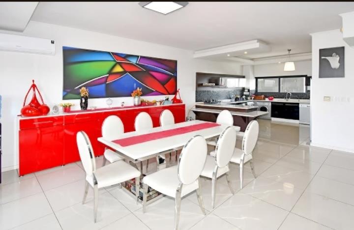 3 Bedroom Property for Sale in Morningside Gauteng