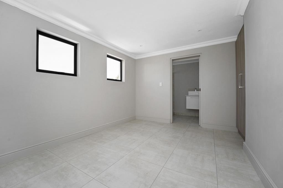 To Let 3 Bedroom Property for Rent in Broadacres Gauteng