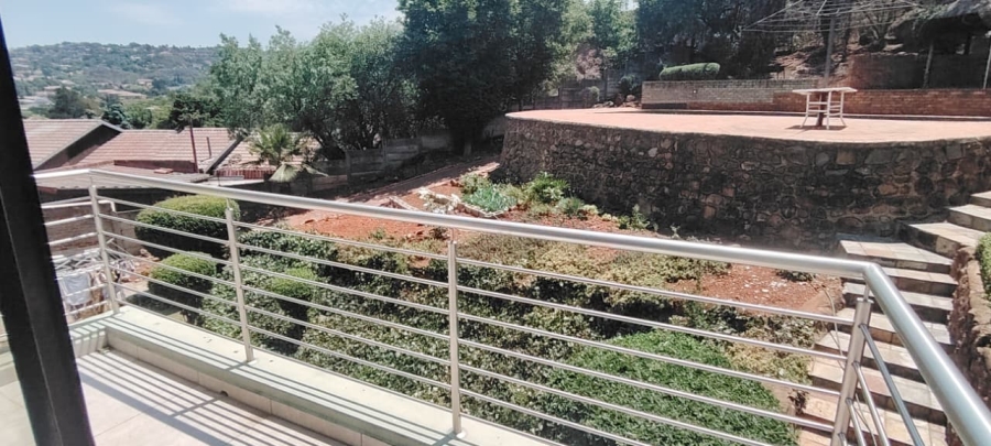 To Let 3 Bedroom Property for Rent in Mulbarton Gauteng