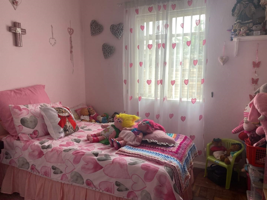 4 Bedroom Property for Sale in South Hills Gauteng