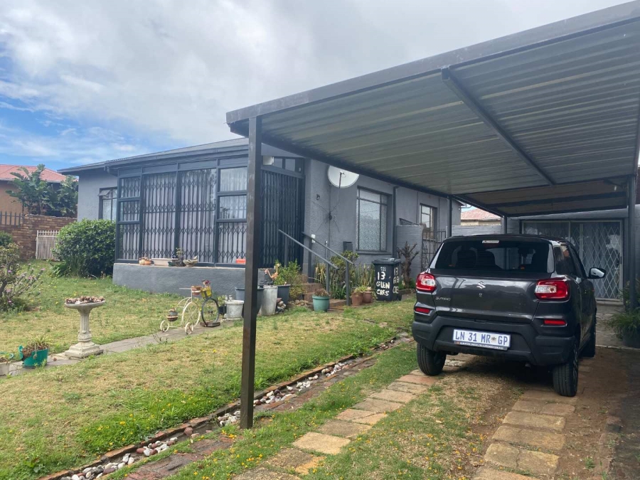 4 Bedroom Property for Sale in South Hills Gauteng