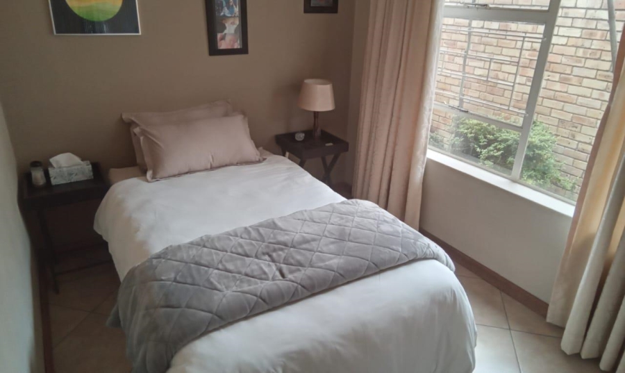2 Bedroom Property for Sale in Wilgeheuwel Gauteng
