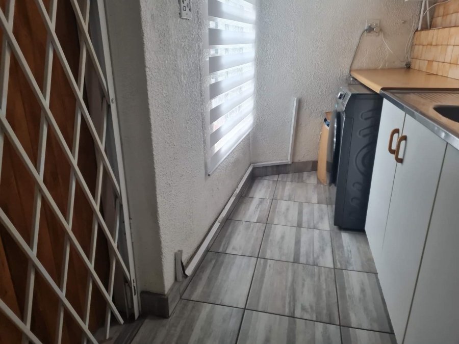 3 Bedroom Property for Sale in Beyerspark Gauteng