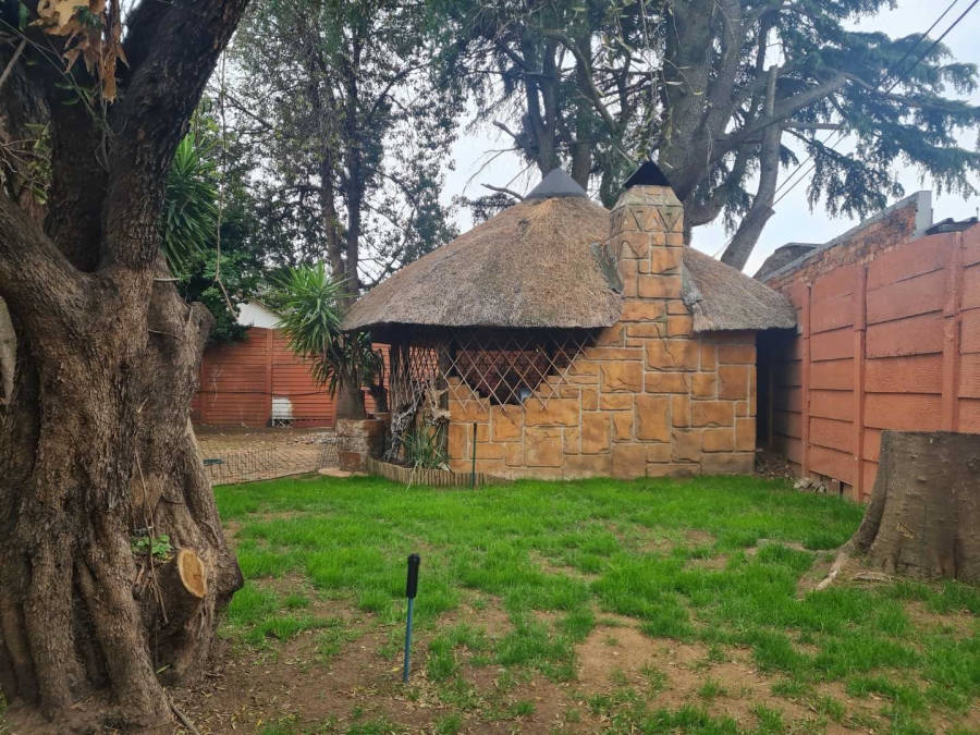 3 Bedroom Property for Sale in Beyerspark Gauteng