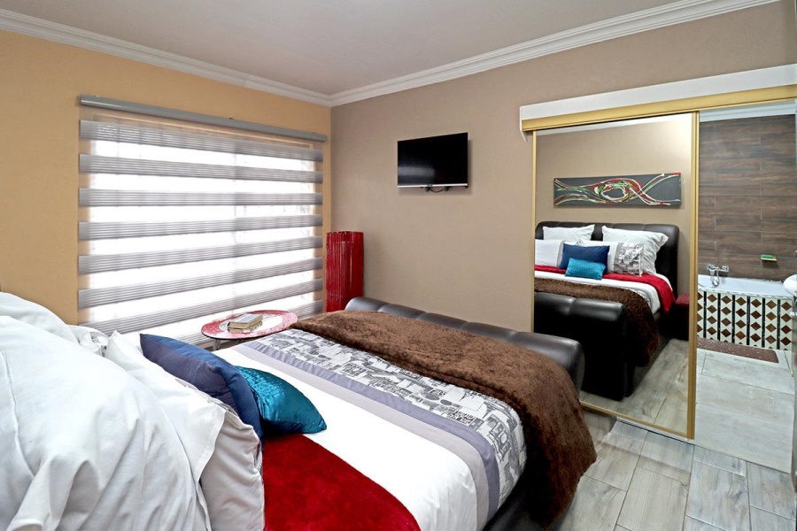 3 Bedroom Property for Sale in Denneoord Ext 1 Gauteng