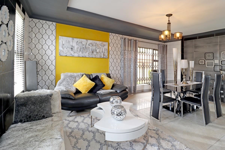 3 Bedroom Property for Sale in Denneoord Ext 1 Gauteng