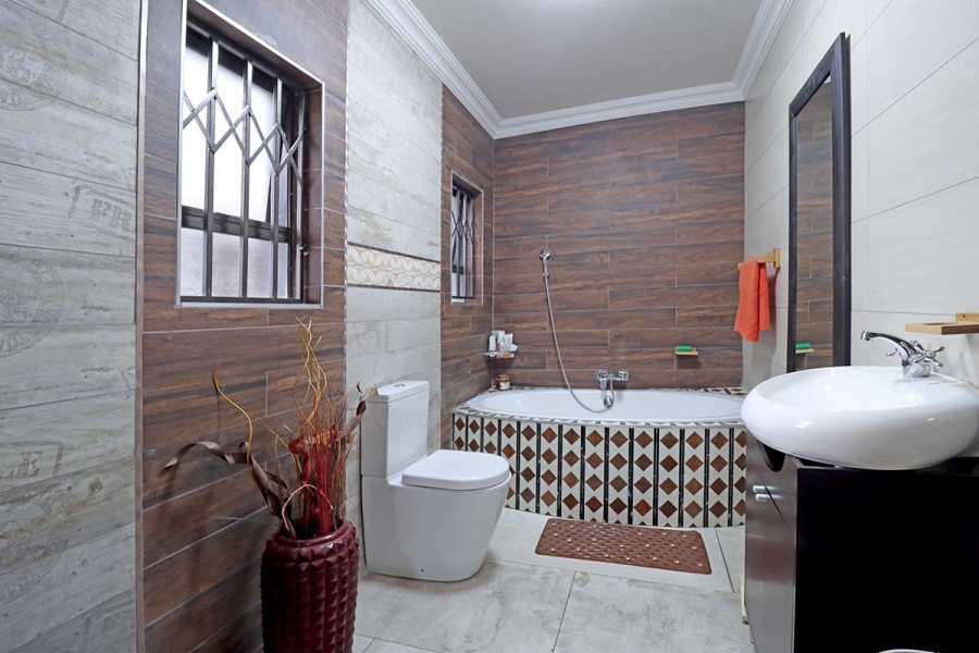 3 Bedroom Property for Sale in Denneoord Ext 1 Gauteng