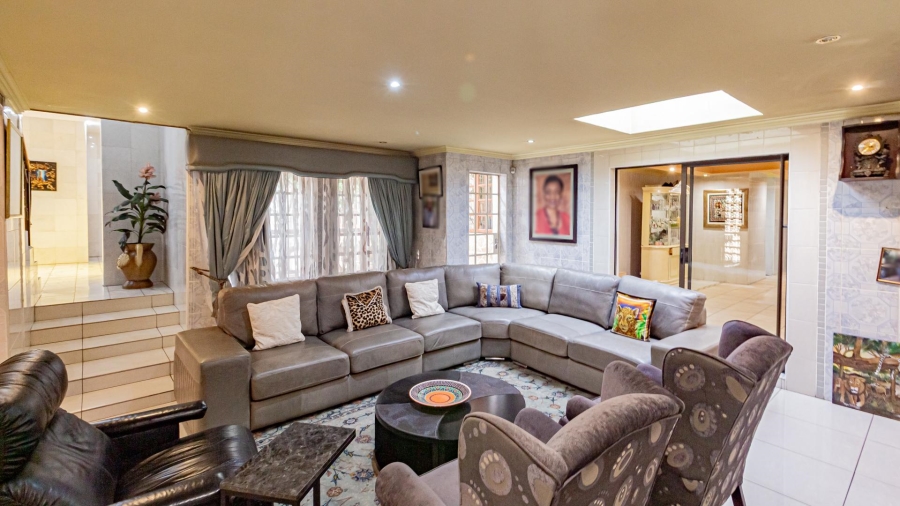 5 Bedroom Property for Sale in Fourways Gauteng