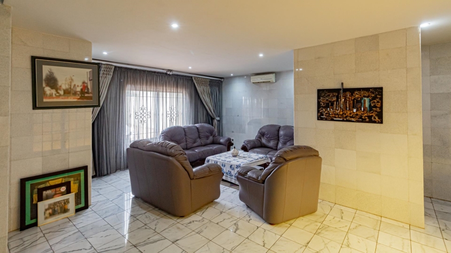 5 Bedroom Property for Sale in Fourways Gauteng