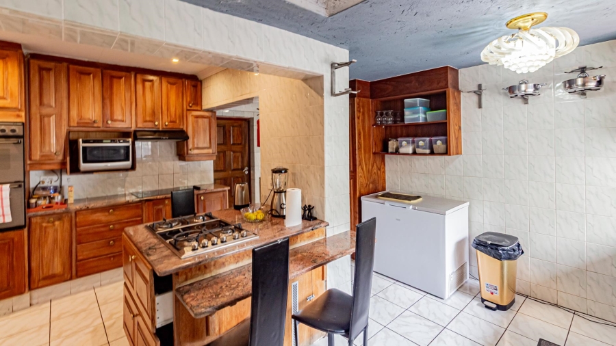 5 Bedroom Property for Sale in Fourways Gauteng