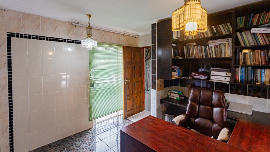 5 Bedroom Property for Sale in Fourways Gauteng