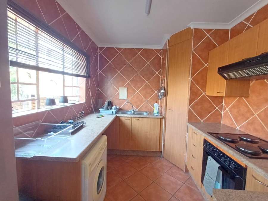 To Let 3 Bedroom Property for Rent in Sundowner Gauteng